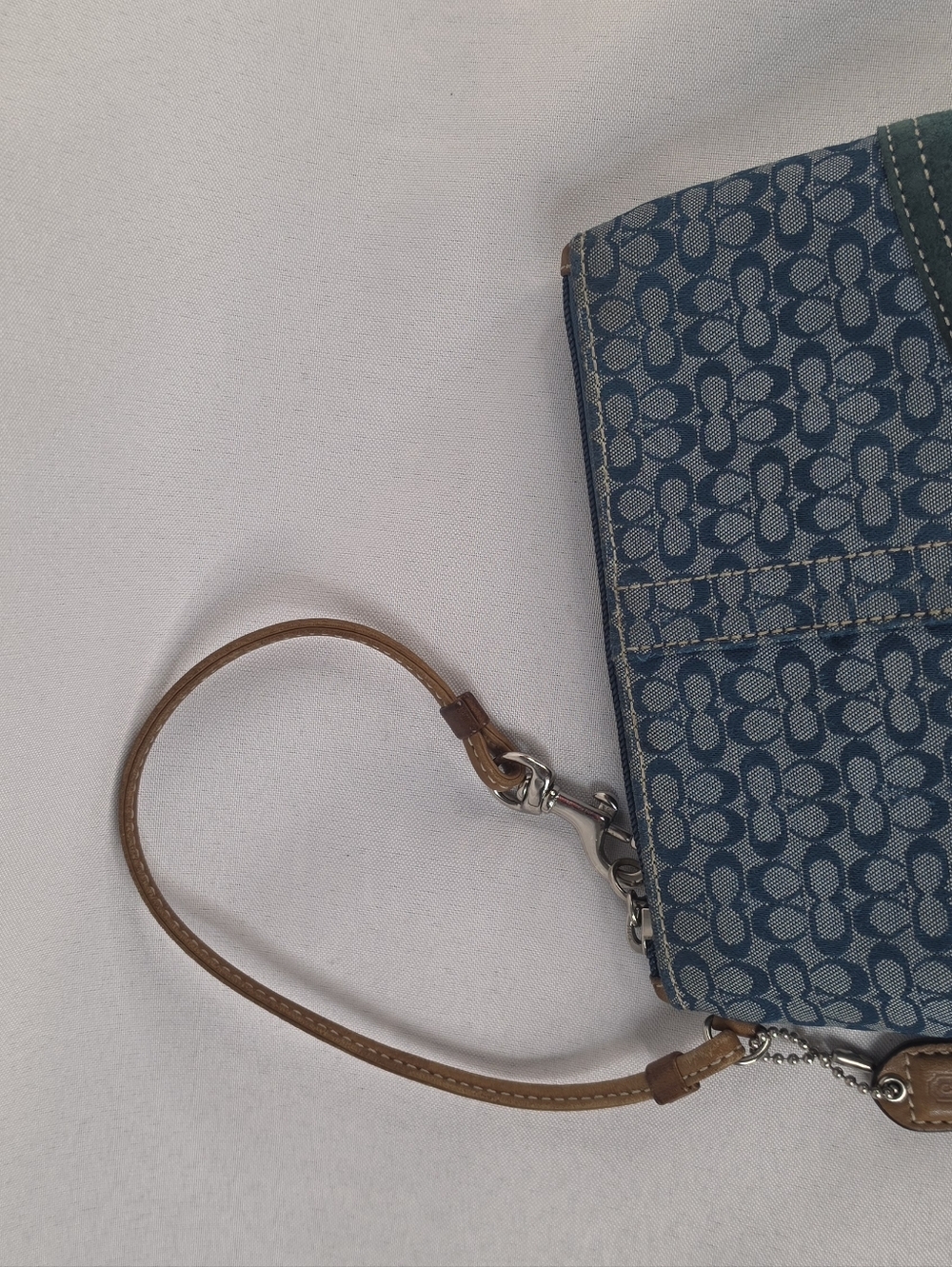 Coach Vintage Y2K Denim Suede Signature Wristlet Pouch Blue Small - Picture 10 of 11